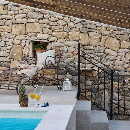 Villa Calandra