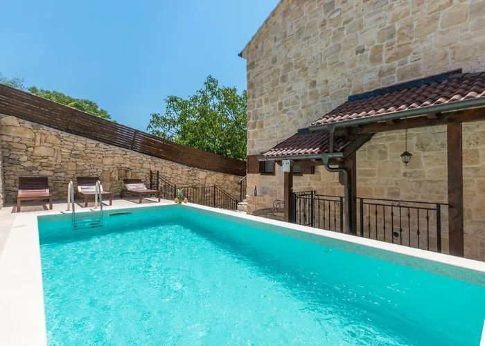 Villa Calandra