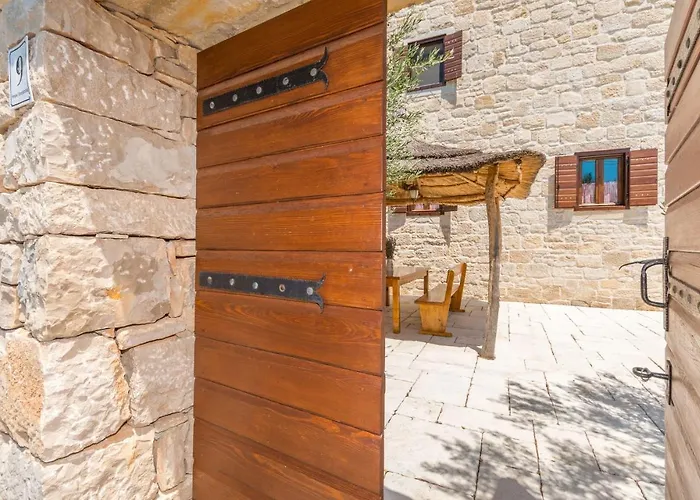 Calandra * Pakoštane